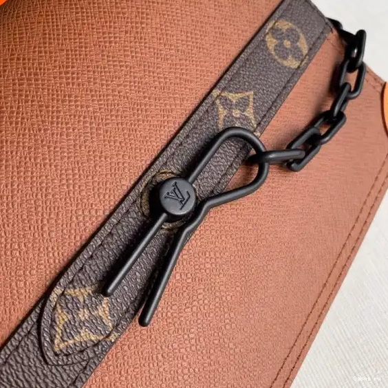 SOFT LOUIS TRUNK VUITTON 0421
